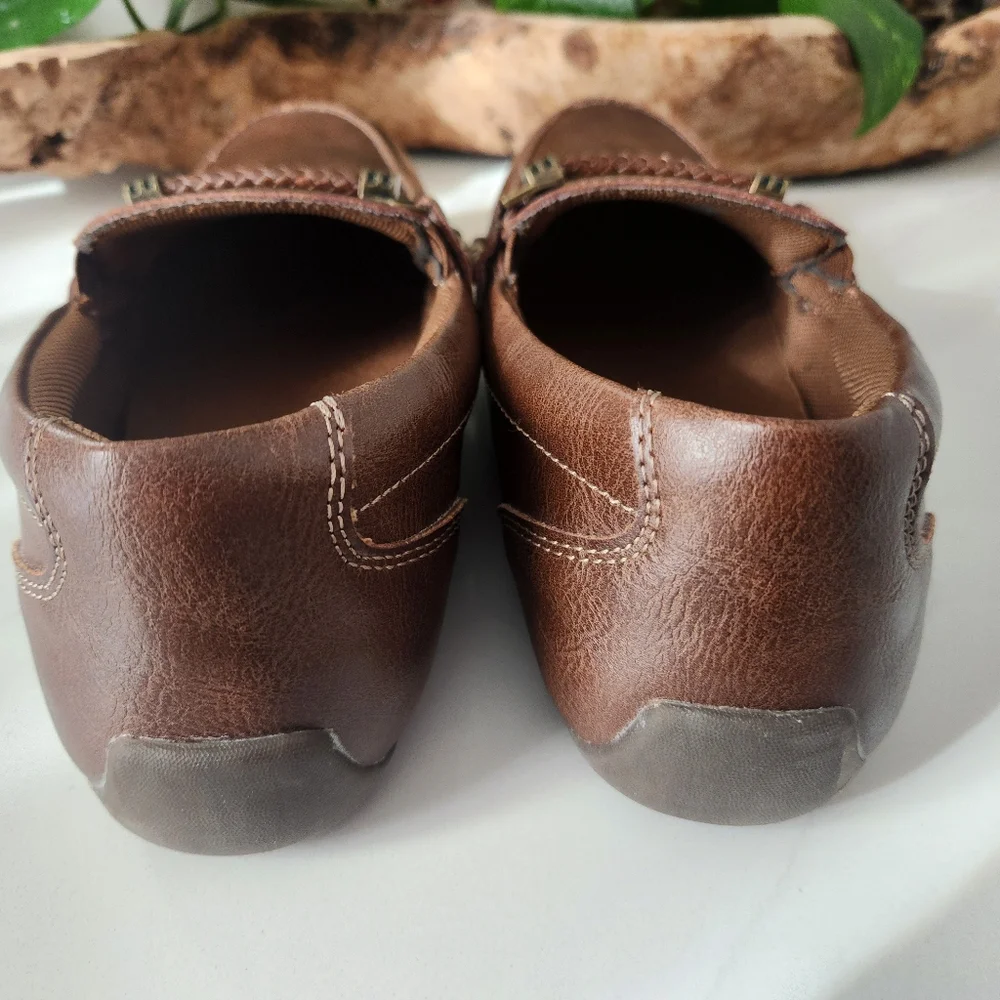 Crown Vintage Chestnut Leather Slip-Ons NWOT